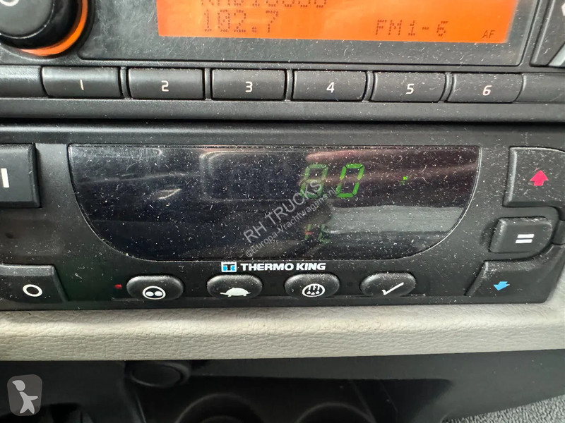 Camion Volvo 250 4X2 - EURO 6 + THERMOKING...