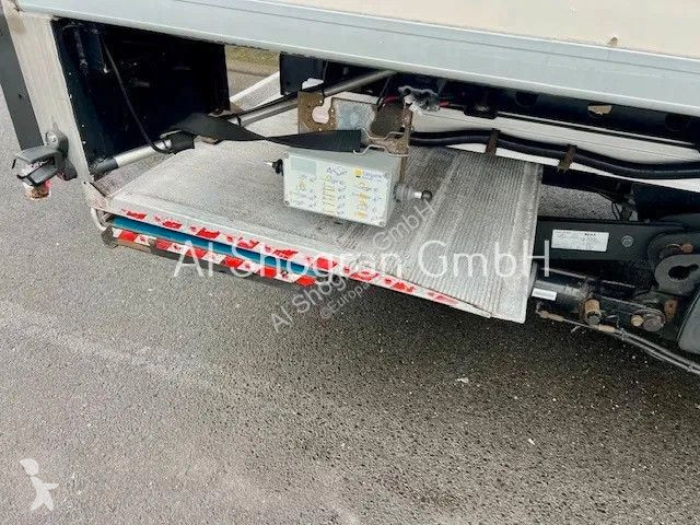 Kamion Mercedes 1218 Carrier Supra...
