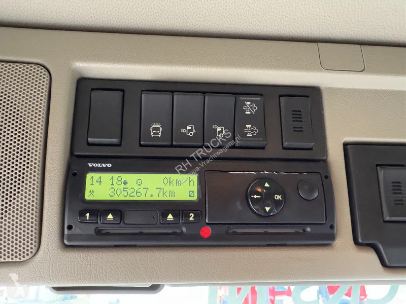 Kamion Volvo 540 8X4 - EURO 6 + KIPPER +...