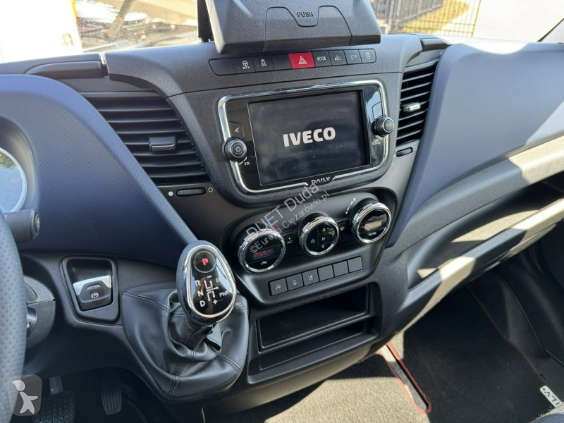 Furgoneta Iveco 35S18