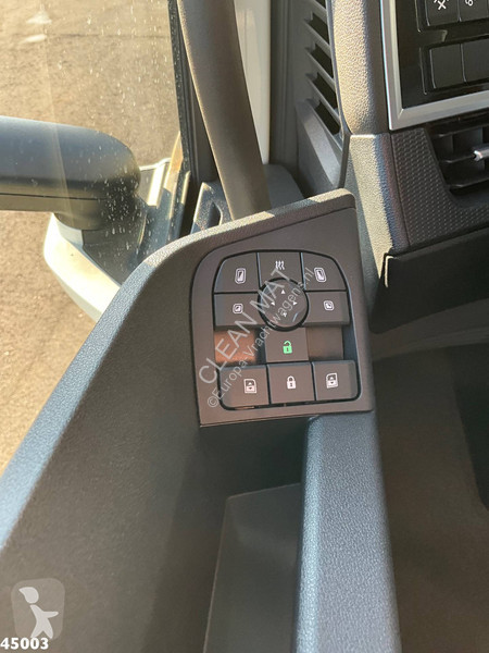 Camion DAF FAX  530 HMF 95 Tonmeter laadkraan +...