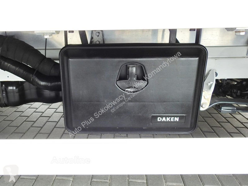 Furgoneta Mercedes SPRINTER 316 PLANDEKA 10...