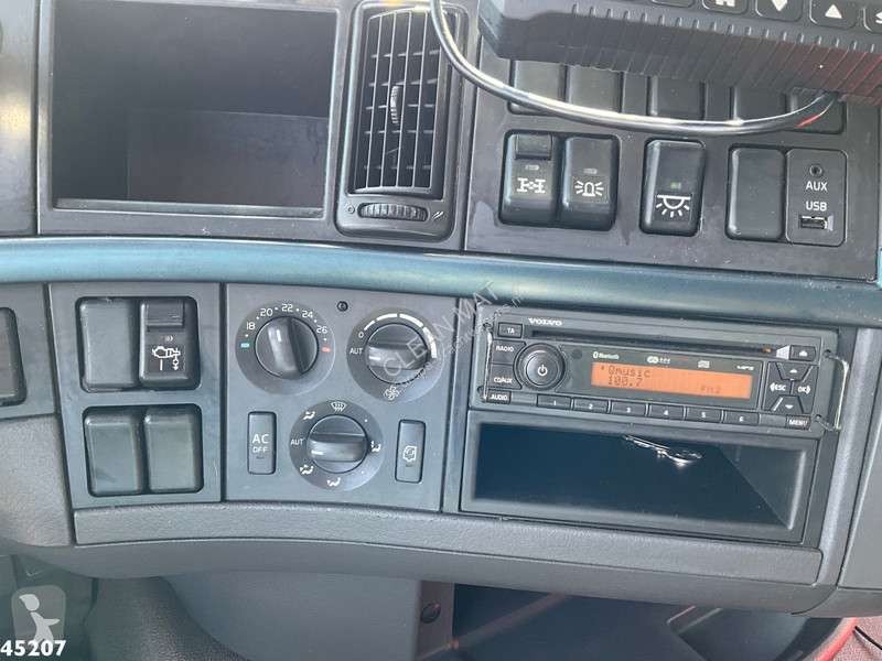 Kamion Volvo 500 8x4 Effer 65 Tonmeter...