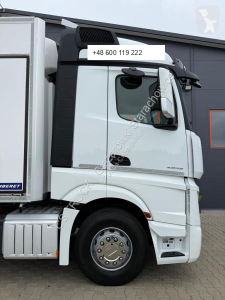 شاحنة Mercedes 2545