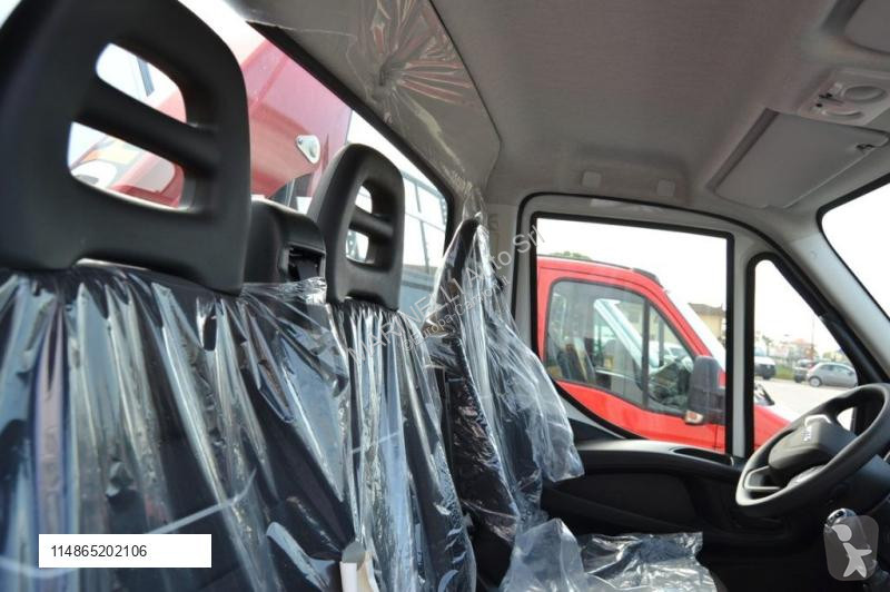 Veicolo commerciale Iveco 42 4 S