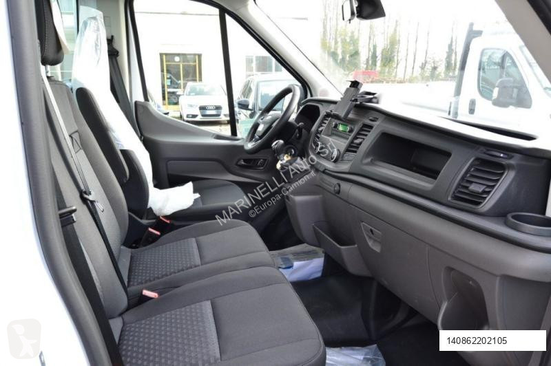 Véhicule utilitaire Ford 350 CASSONE...