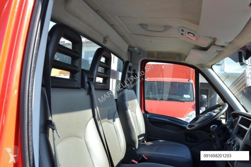 Veicolo commerciale Iveco 35C13