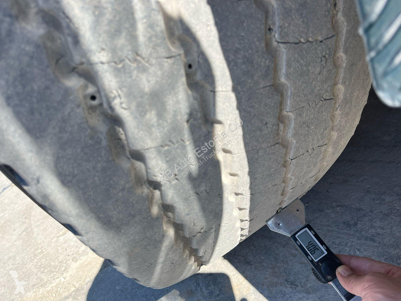 Camion Volvo 480 8x2 HIAB 288 EP-5 HIPRO / WIRE...
