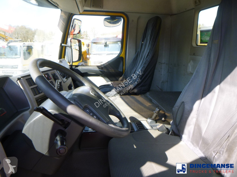 Camion Volvo 300 6X4 Whale vacuum tank 10.2 m3