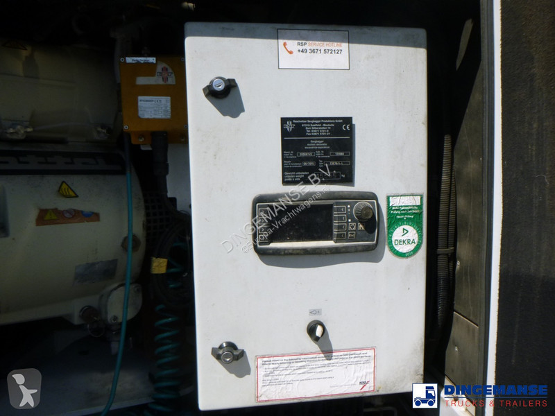 Kamion Mercedes 1842 4x2 RHD Saugbagger /...