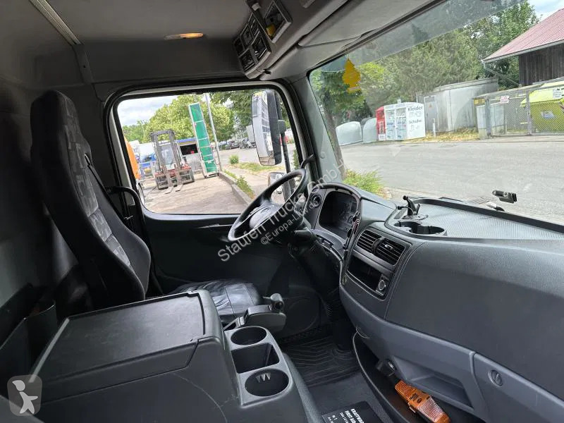 Kamion Mercedes 1222 L Kühl-LKW Klima