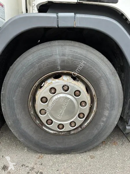 Kamion Scania 230 Fleisch Rohrbahnen