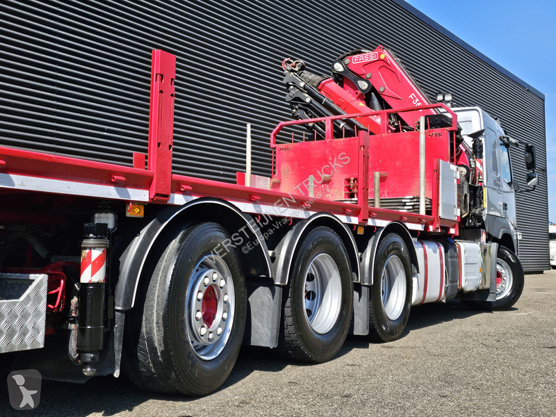 Vrachtwagen Volvo FM  8x4-4 / FASSI 36.5 t/m -8...