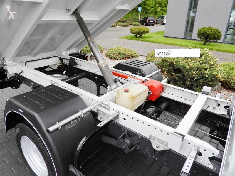 Veículo utilitário Iveco DAILY 35C13 WYWROTKA...