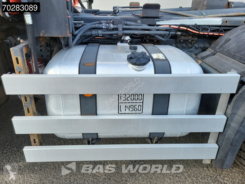 Camion Mercedes Arocs 3245 8X4 Palfinger...