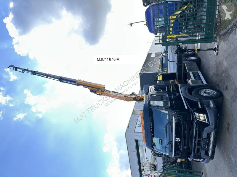 Camion Volvo FMX 370 6x2 PRITSCHE 6M35 + KRAN...