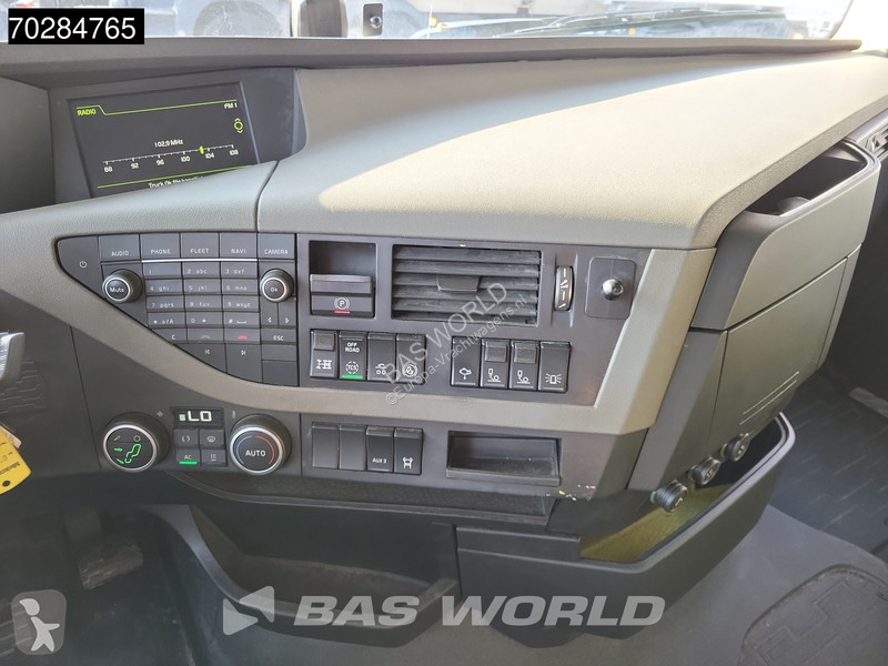 Camion Volvo 700 6X4 Full Air 20t Hook Xenon...