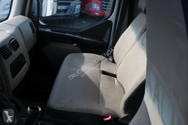 Vrachtwagen Renault 220 + manual