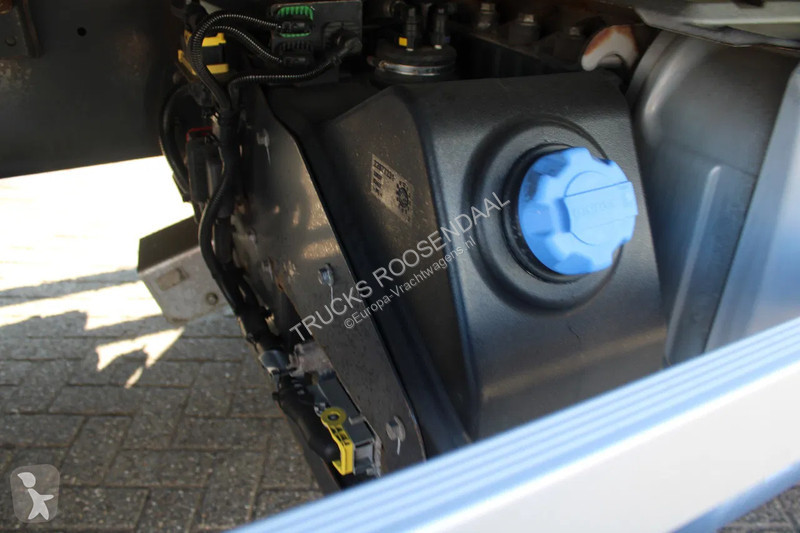 Vrachtwagen Volvo 280 + EURO 6 + LIFT + PERFECT...