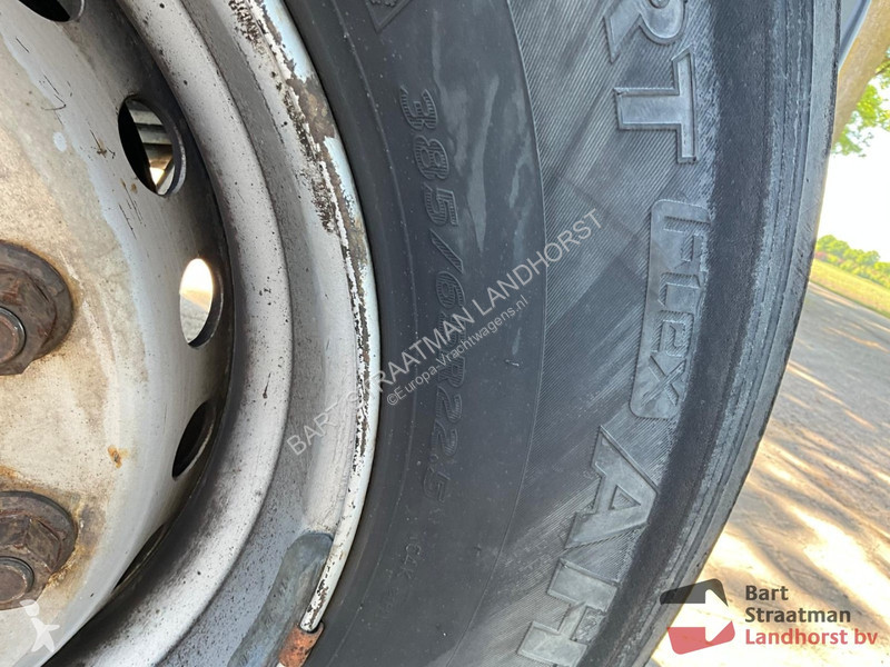 Camion MAN 35.360 8x4 Euro 4 Handgeschakeld met...
