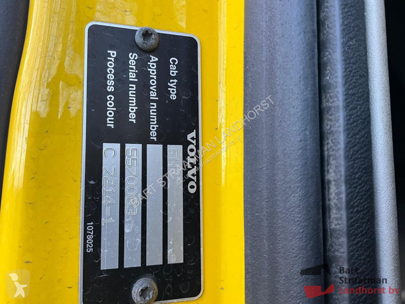 Kamion Volvo 10X4R Euro 5 met 30T HTS Kabel...