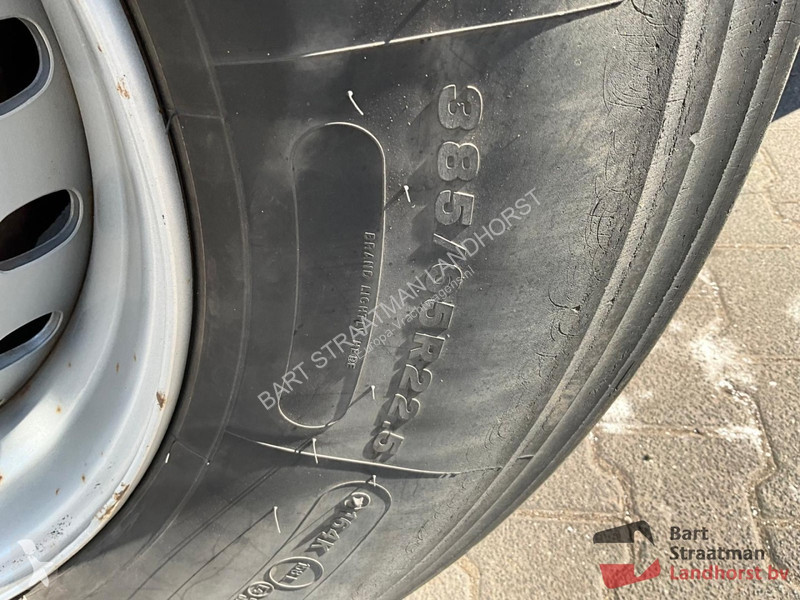 Vrachtwagen Ginaf X333 LS 6x6 Euro 5 met 30 Ton...