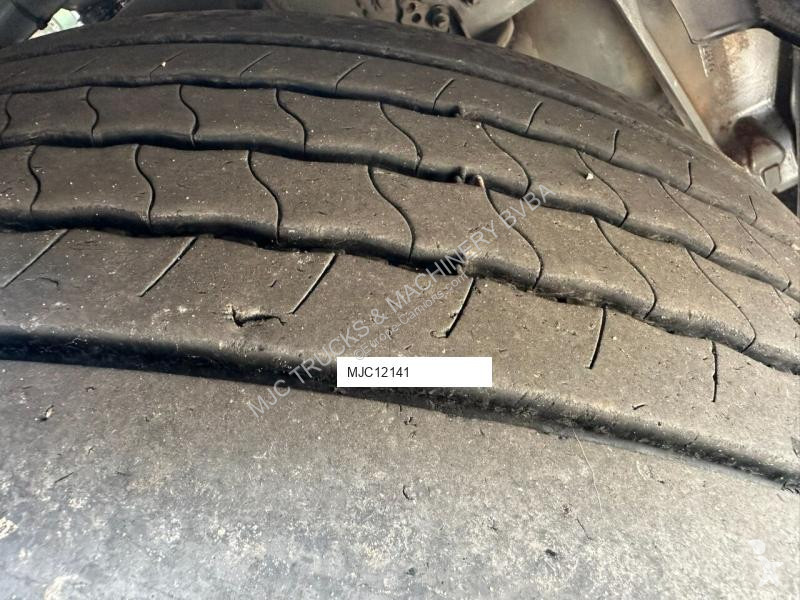 Kamion Volvo FM 450 6x2 19.000L - 5 COMP. FUEL...
