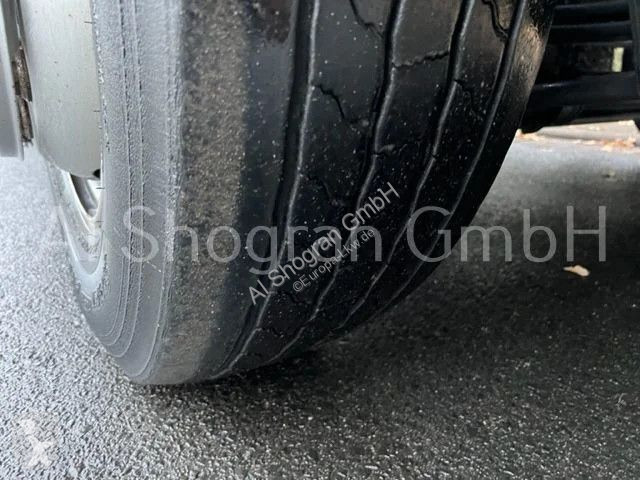 Camion Mercedes 1318 4x2 / Euro 6 / Schaltung 1218