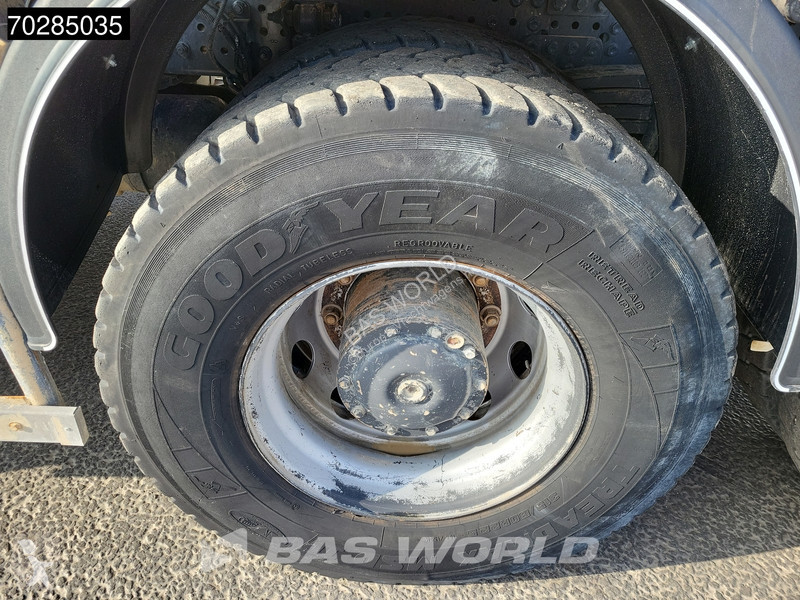 Camion Mercedes 3240 8X4 12m3 2-side Tipper...