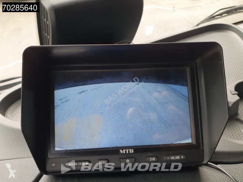 Kamion Mercedes 1524 4X2 15t 6-Cyllnder Tail...