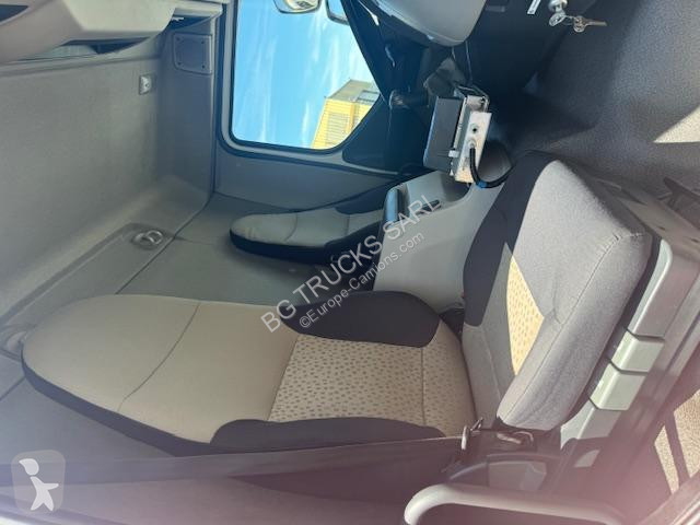 Camion Renault 270 DXI