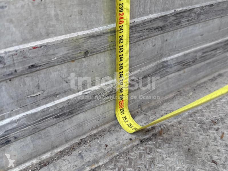Kamion Renault ejes 6x2*4 D320.26