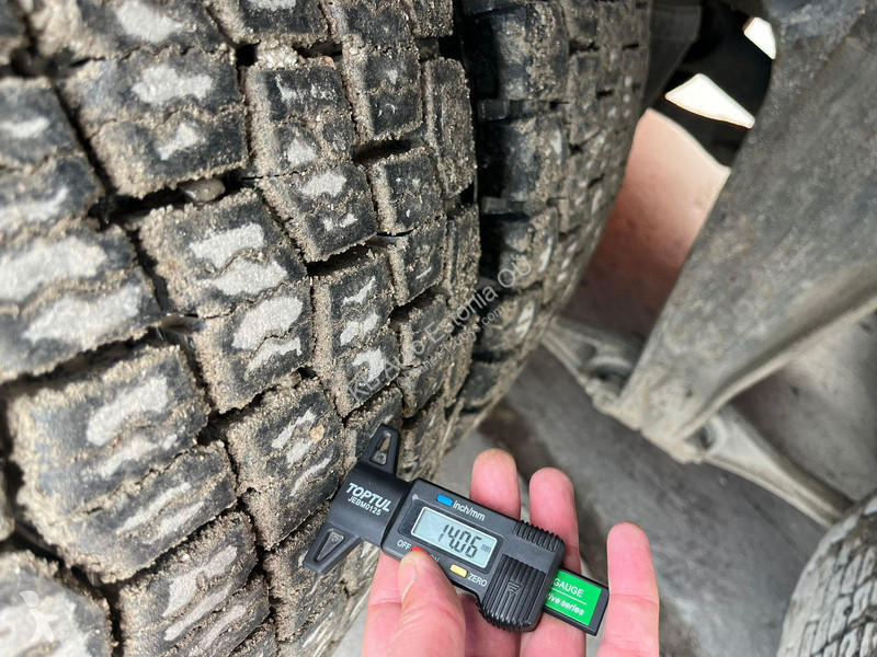 Kamion Volvo 8x4*4 EFFER 525/6S + JIB + WINCH /...