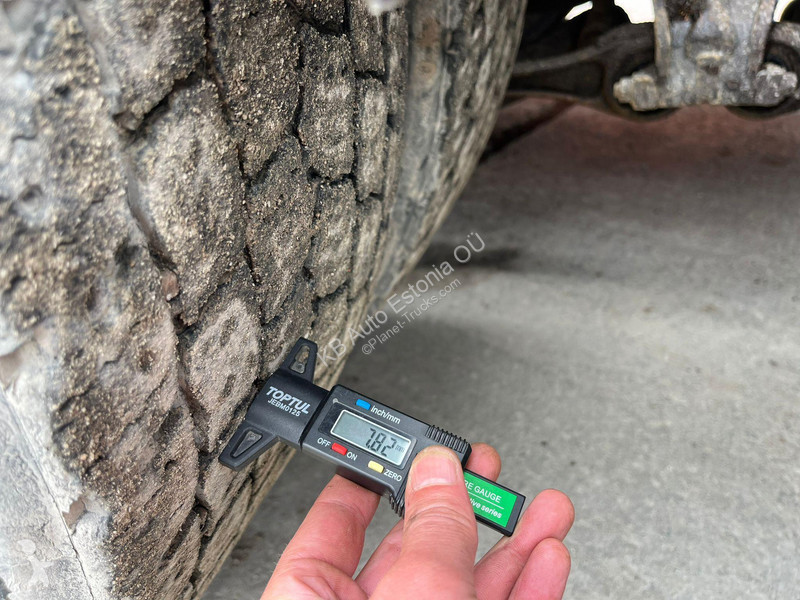 Kamion Volvo 6x4 HYDRAULICS