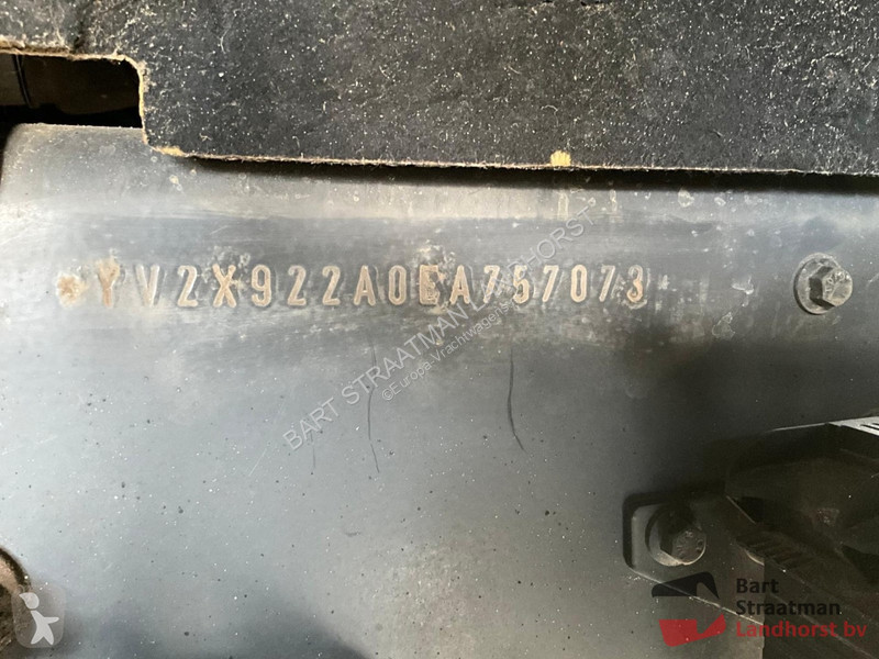 Camion Volvo FM 370 4x2 Euro 6 closed box truck...