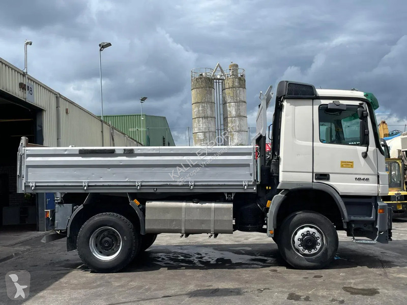 Camion Mercedes 1846 MP2 Kipper 4x4 V6 Big...