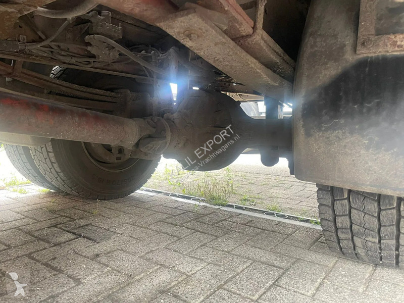 Kamion Iveco 120E18 Pesi SE85 Crane Open Box...