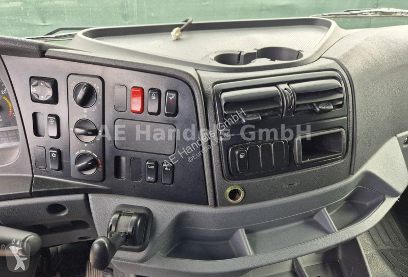 Camion Mercedes 1229