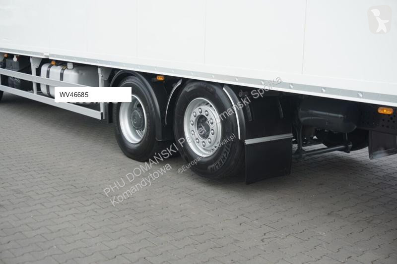 Kamion Mercedes ANTOS / / EURO 6 / CHŁODNIA +...