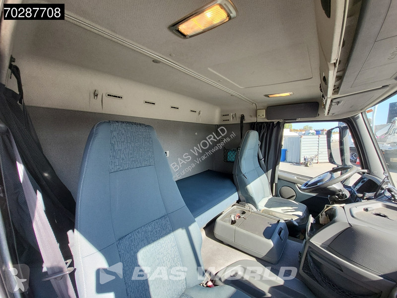 Camion Volvo 330 4X2 4,60m Wheelbase BDF...