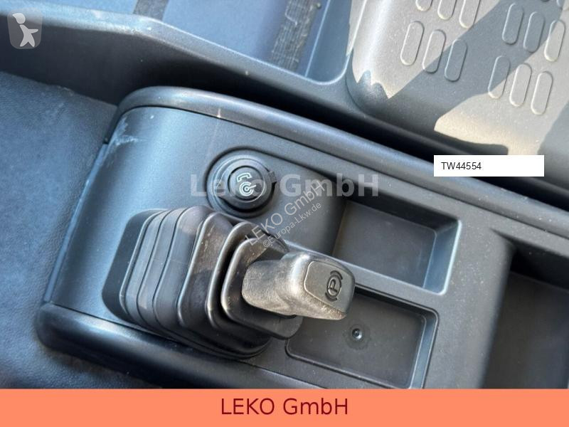 Lastbil Iveco 160 ML 210