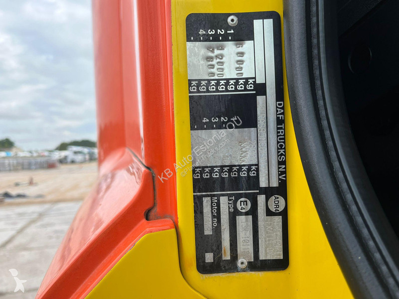 Camión DAF 6x2 CHASSIS