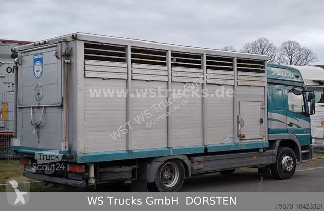 Camion Mercedes 1223 1 Stock Hohe Gitter...