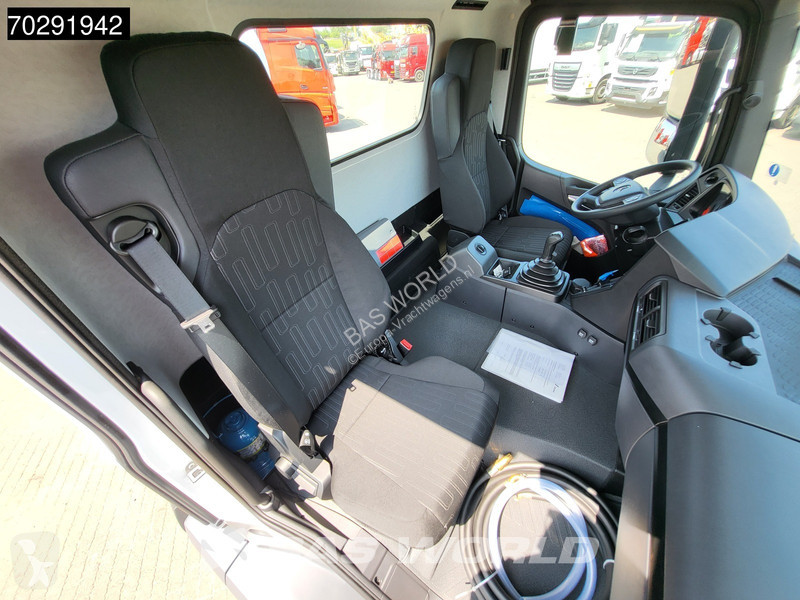 Camion Mercedes 4245 8X4 NEW! 12m3 Schwing...