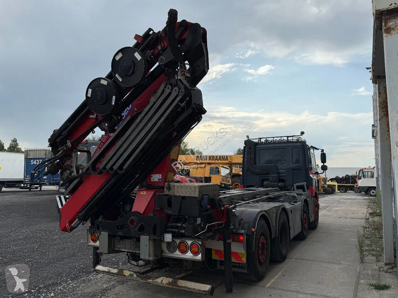 Kamion DAF 85460 8X2 + YEAR 2016 HMF CRANE...