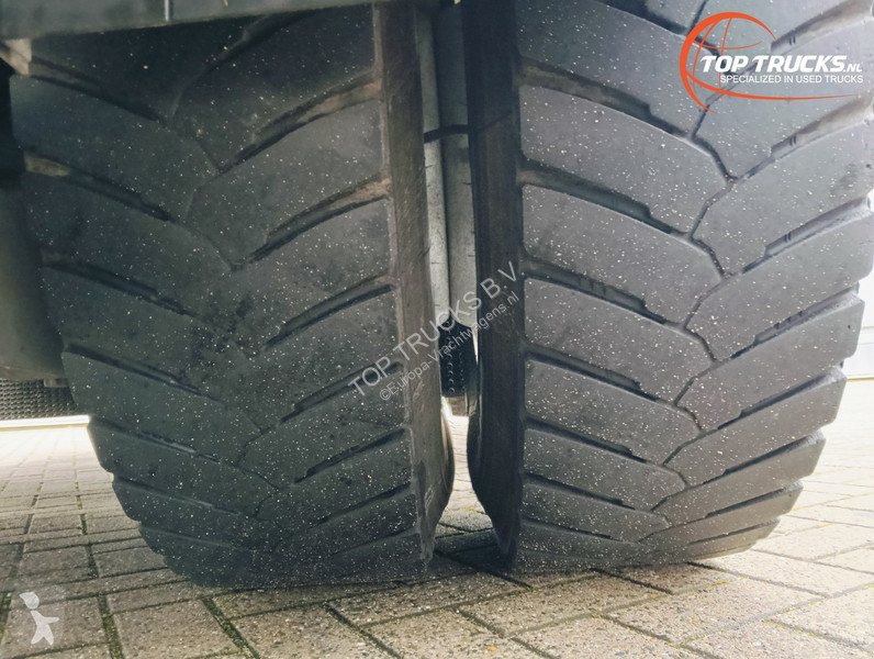 Kamion Mercedes 2535 6x2 -17 TM Fassi Kraan,...