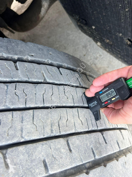 Lastbil Volvo 420 6x2 Carrier Supra 850 Mt /...