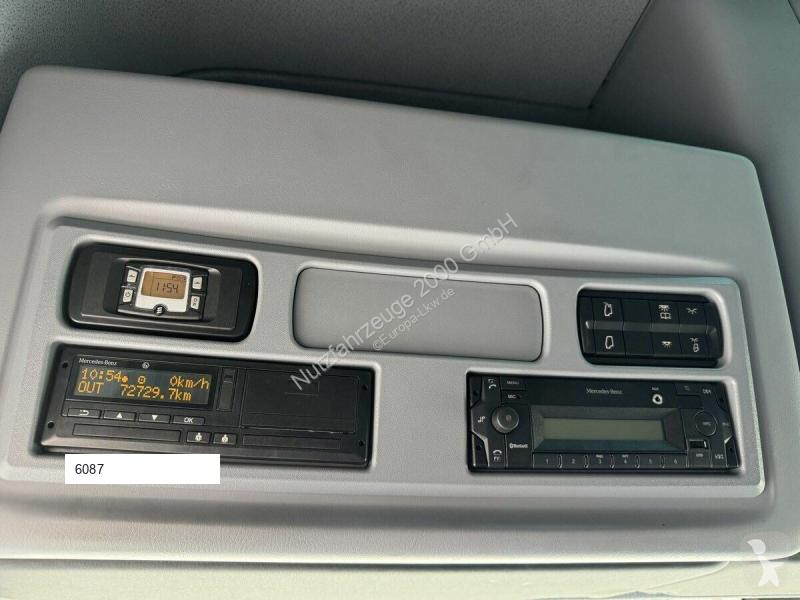 Kamion Mercedes 1227