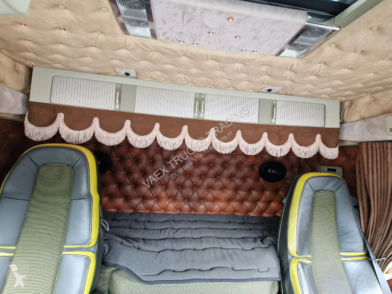 Camion Volvo 16750 Lowroof 6x2*4 - Chassis -...
