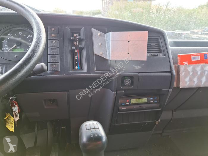Camion Nissan 210 / Manual / full steel...